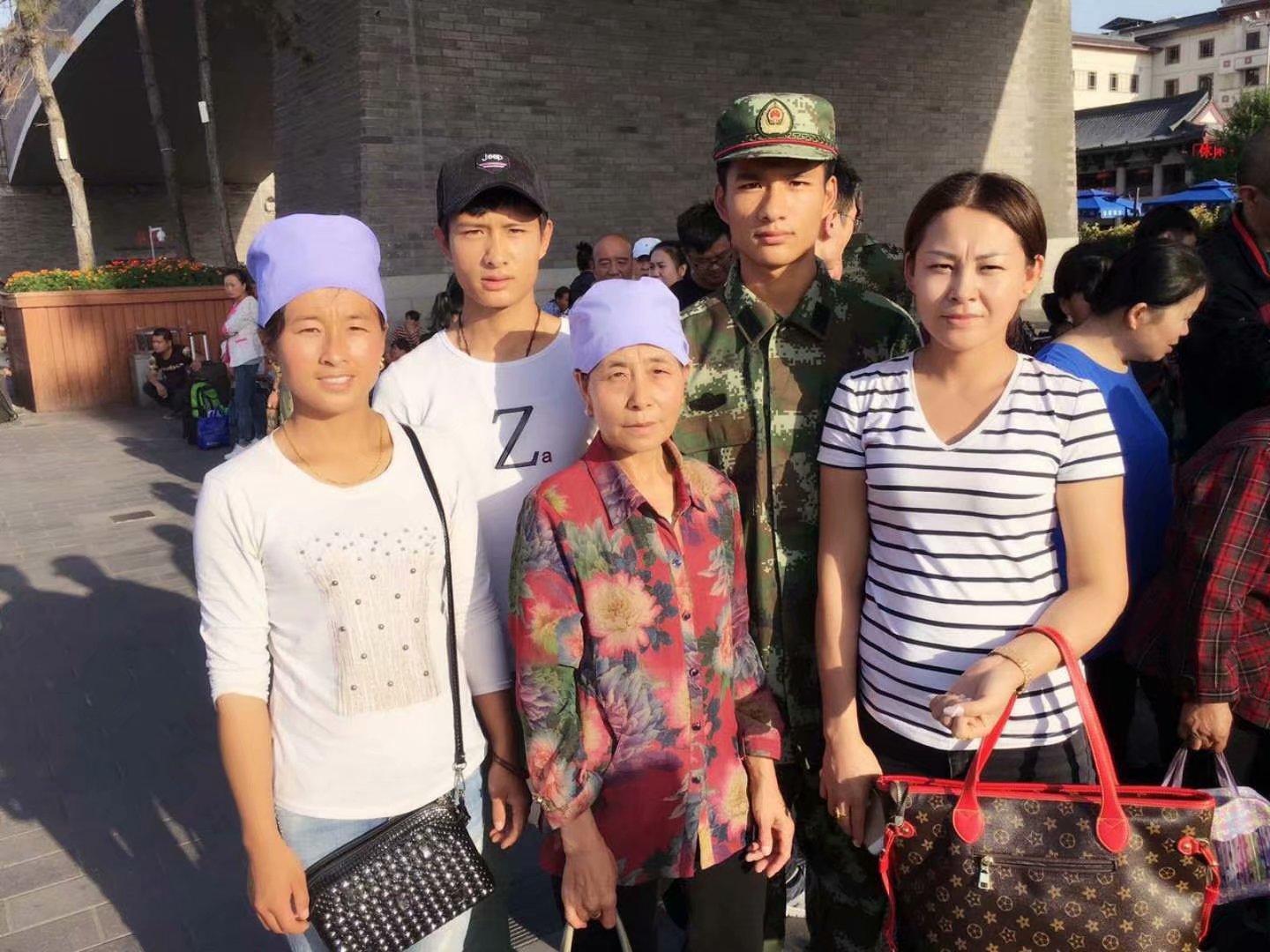 点击查看大图